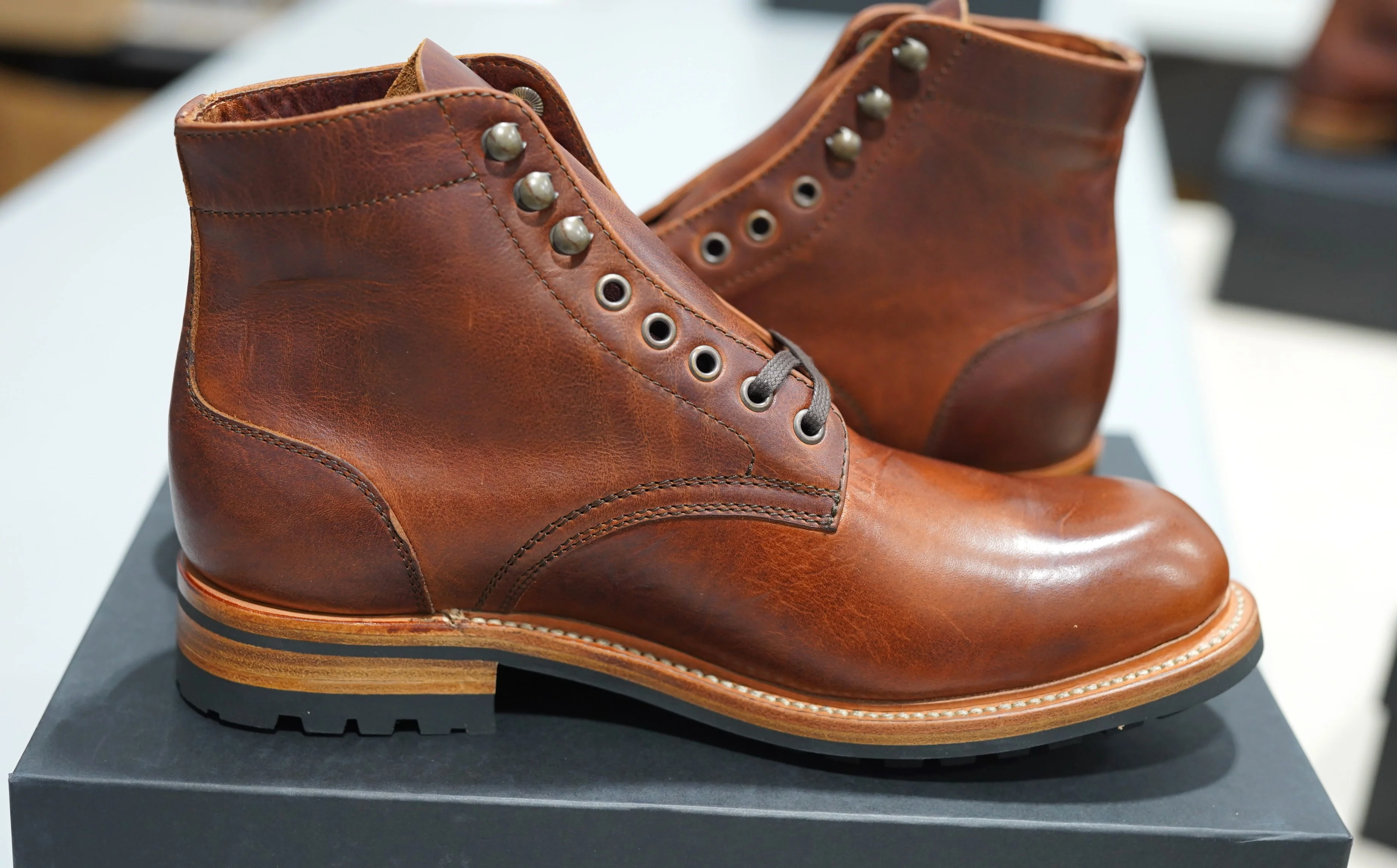 The Allegany - Tumbled Mahogany (645) Factory Seconds - Image 10
