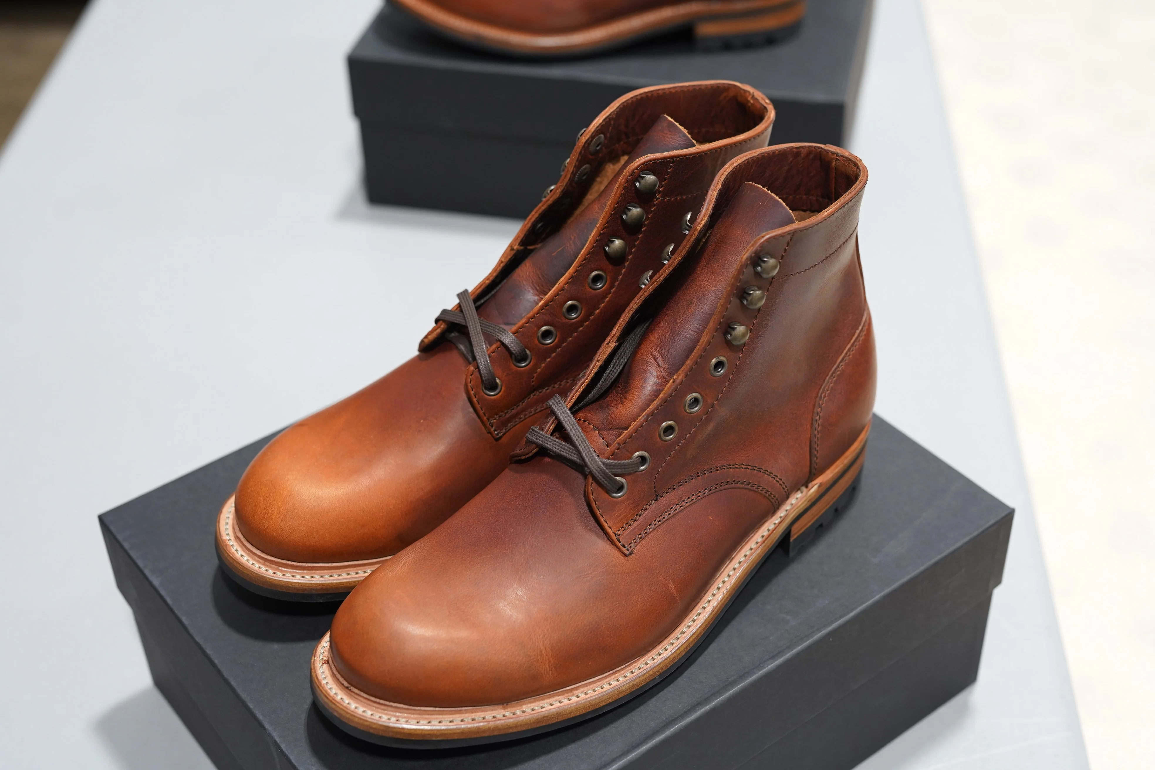 The Allegany - Tumbled Mahogany (645) Factory Seconds - Image 12