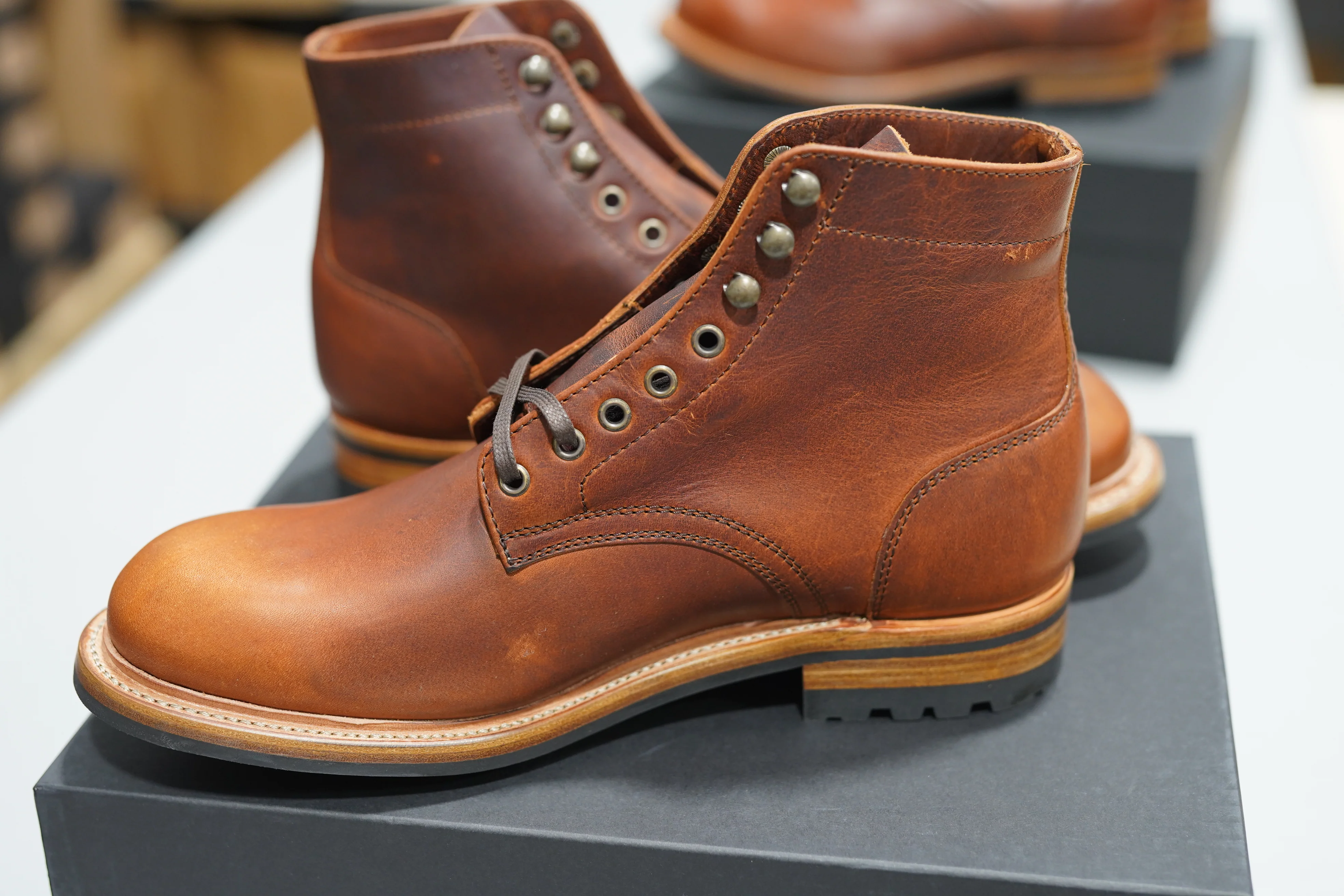 The Allegany - Tumbled Mahogany (645) Factory Seconds - Image 14