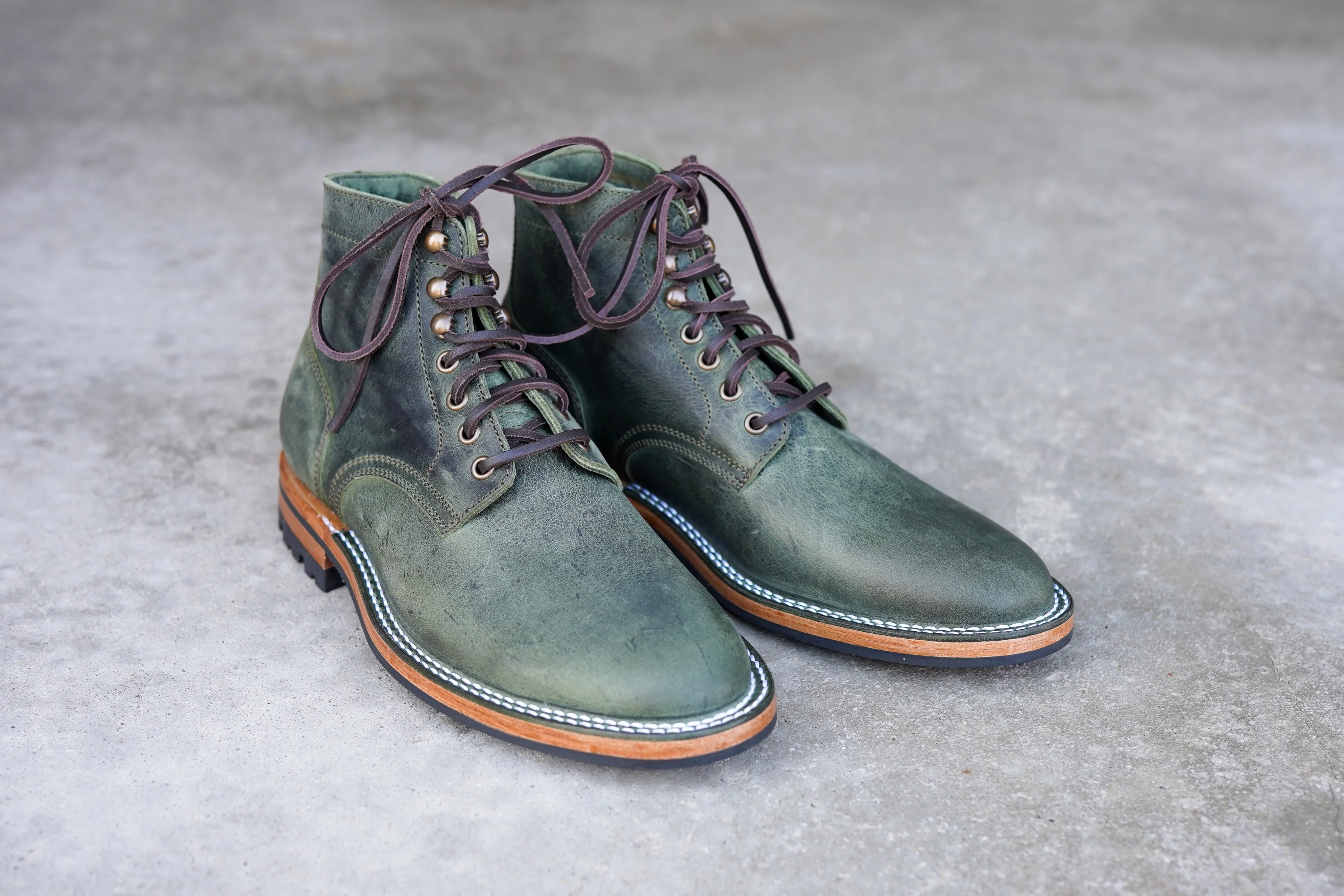 The Allen Stitchdown - Spruce Kudu (618) Wide - Image 3
