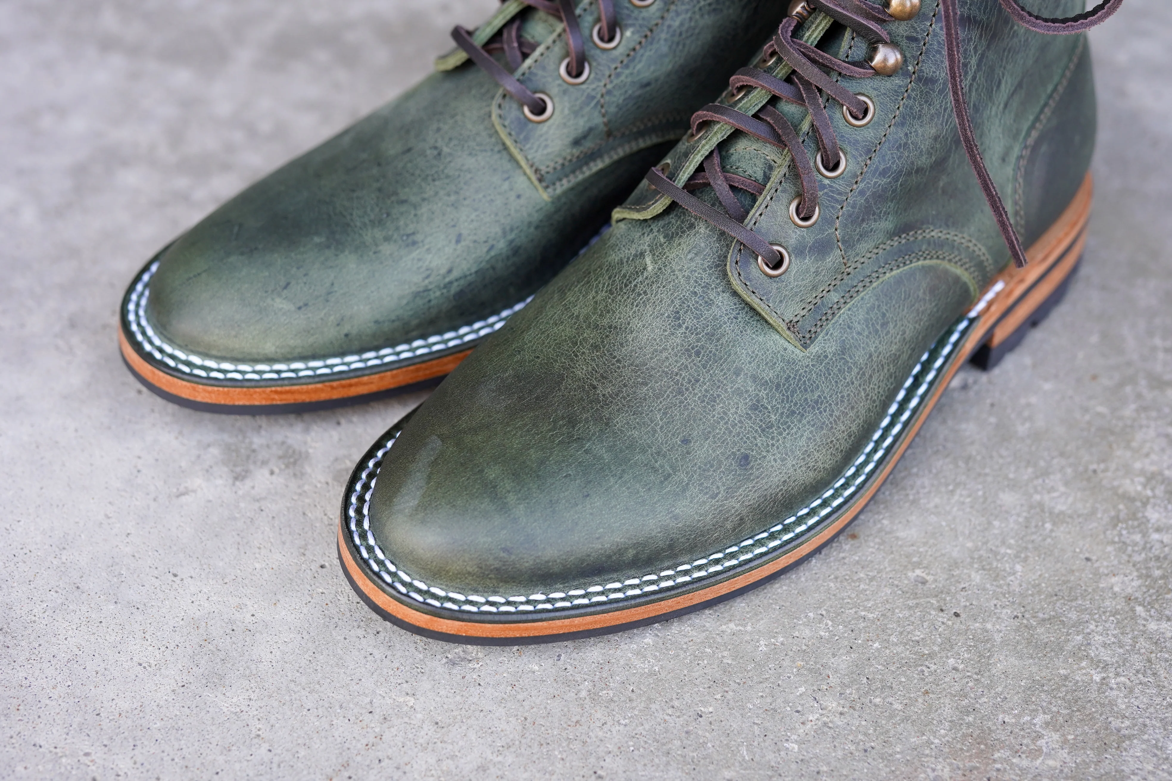 The Allen Stitchdown - Spruce Kudu (618) Wide - Image 5