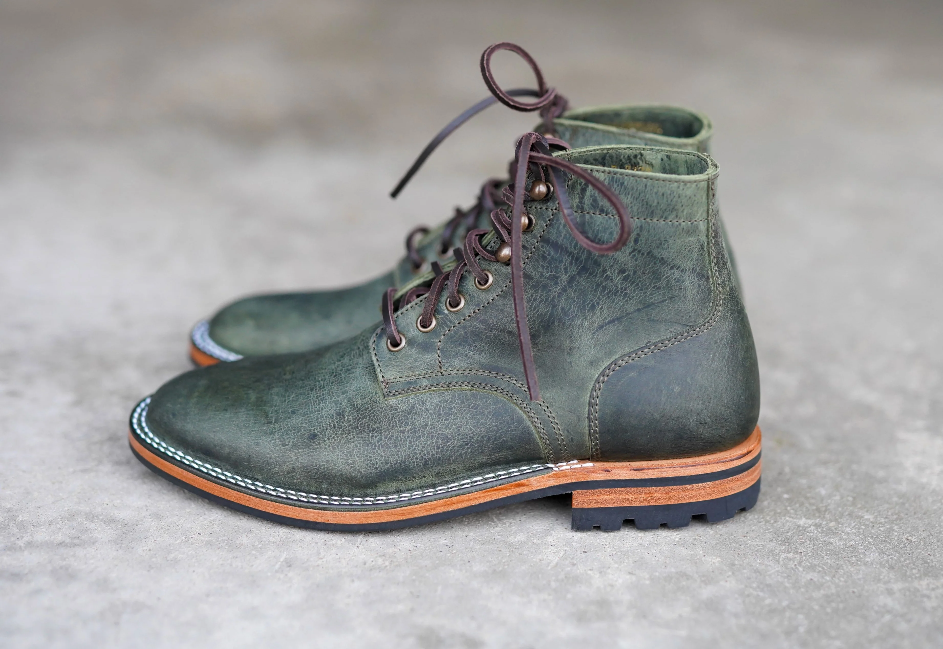 The Allen Stitchdown - Spruce Kudu (618) Wide - Image 7
