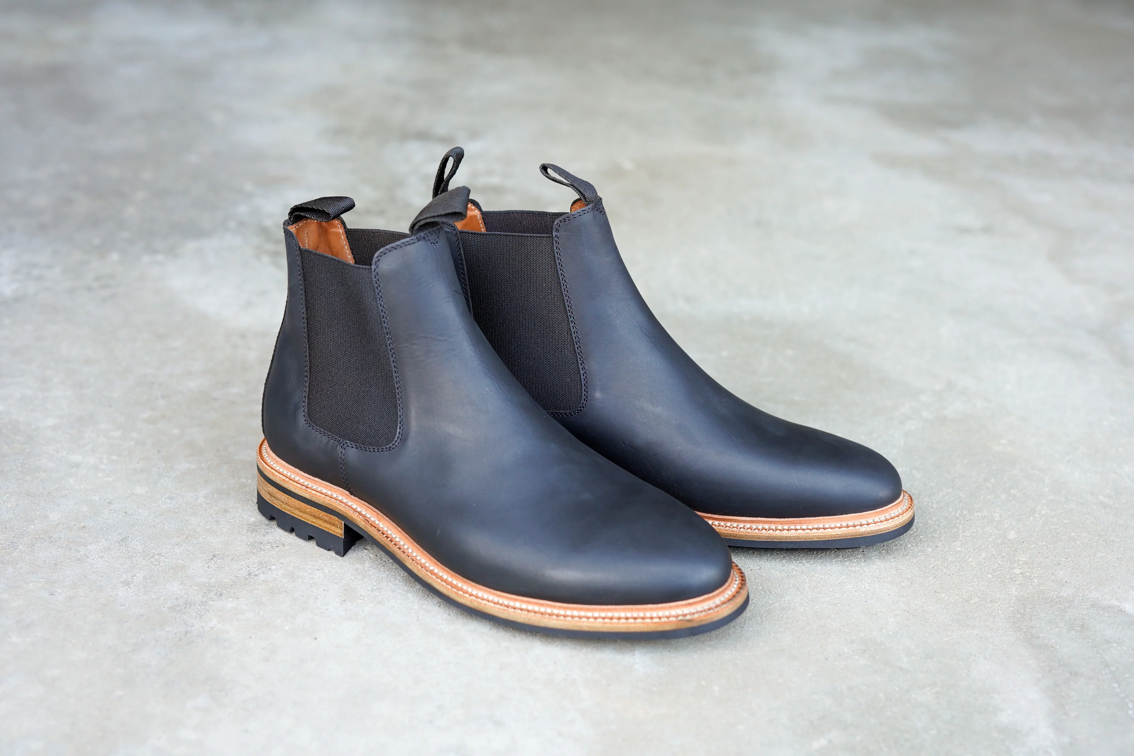 The Elmwood - Black Waxed Veg Tan (618) Try On's - Image 6