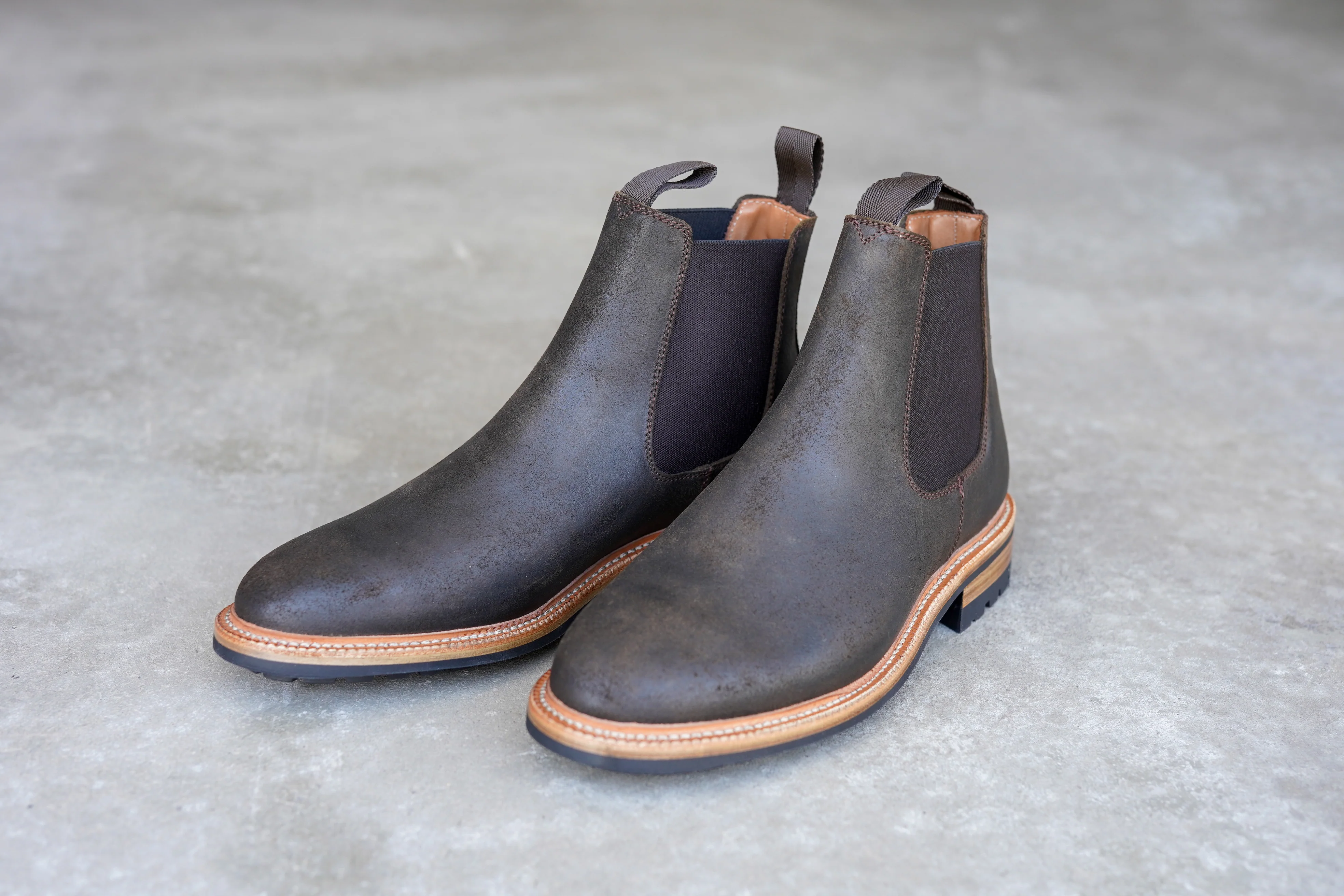 The Elmwood - Laurel Waxy Commander (618) - Image 3