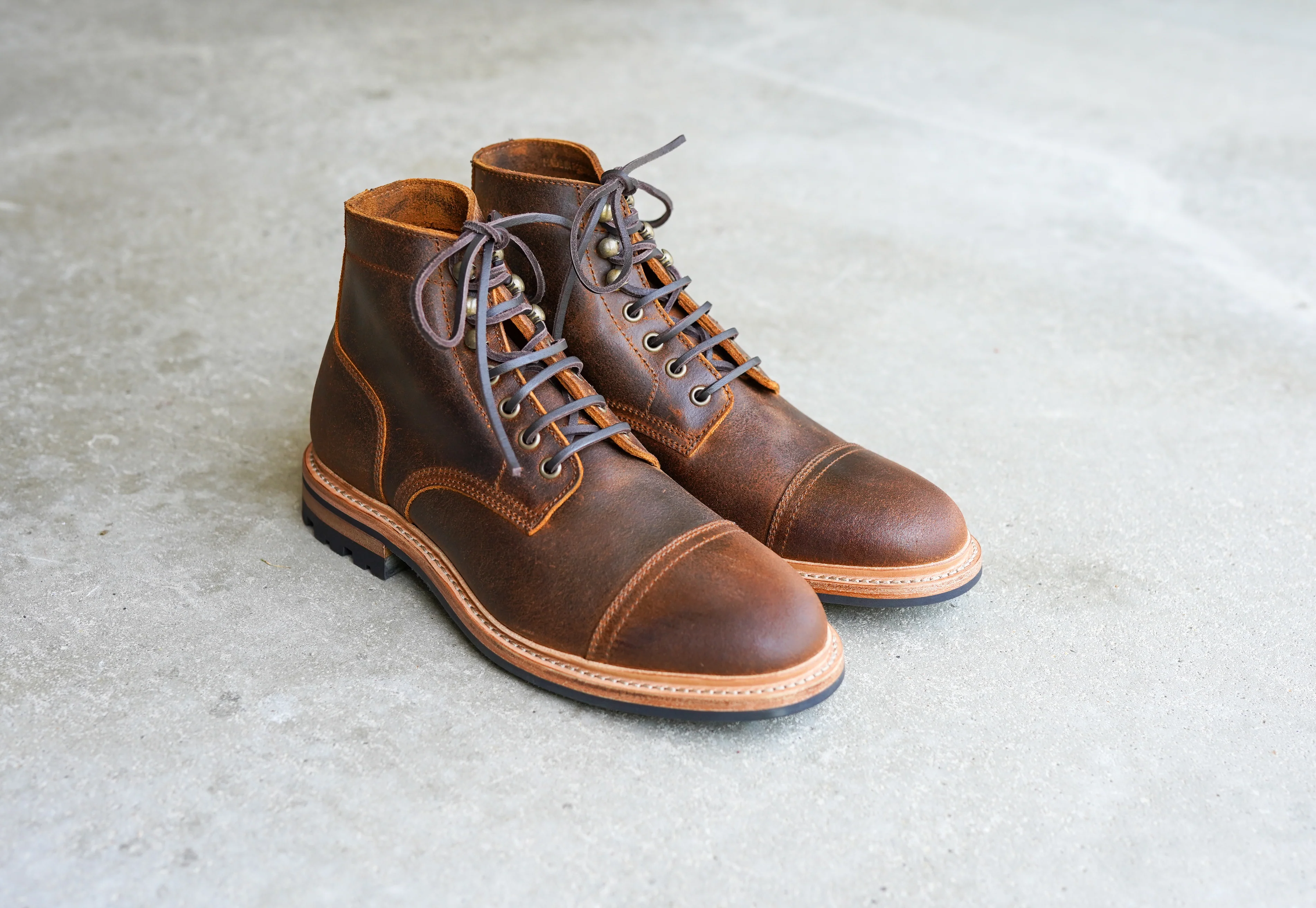 The Richmond - Wheatbuck Waxy Commander (618) Wide - Image 3
